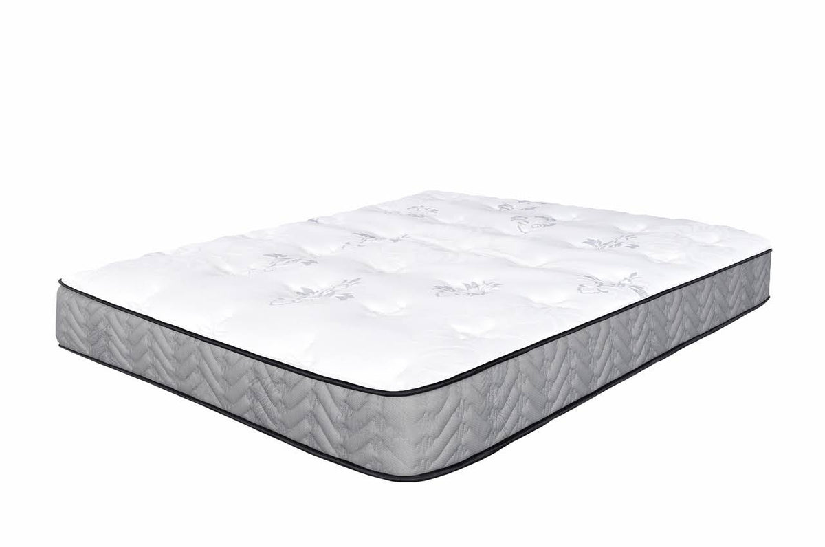 Queen Size Medium Firm Pocketed Coil Mattress E8975