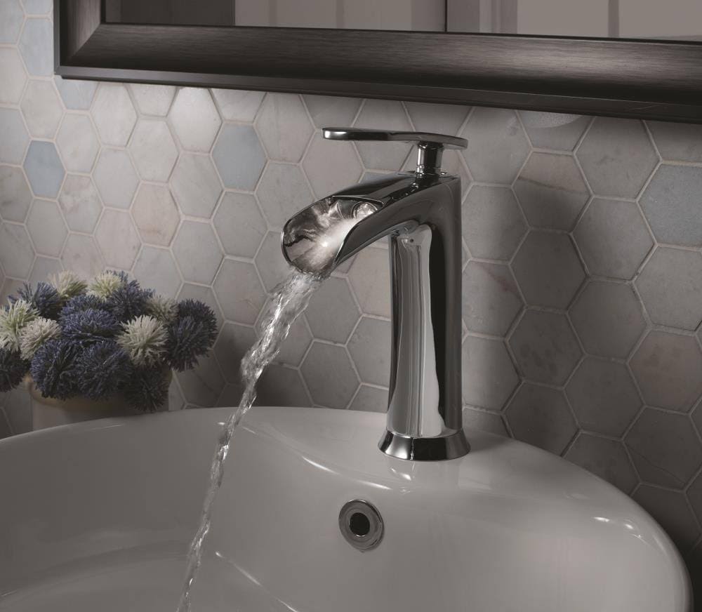 Chrome Single Handle LED Bathroom Faucet with Pop Up Drain and Deck Plate T8817