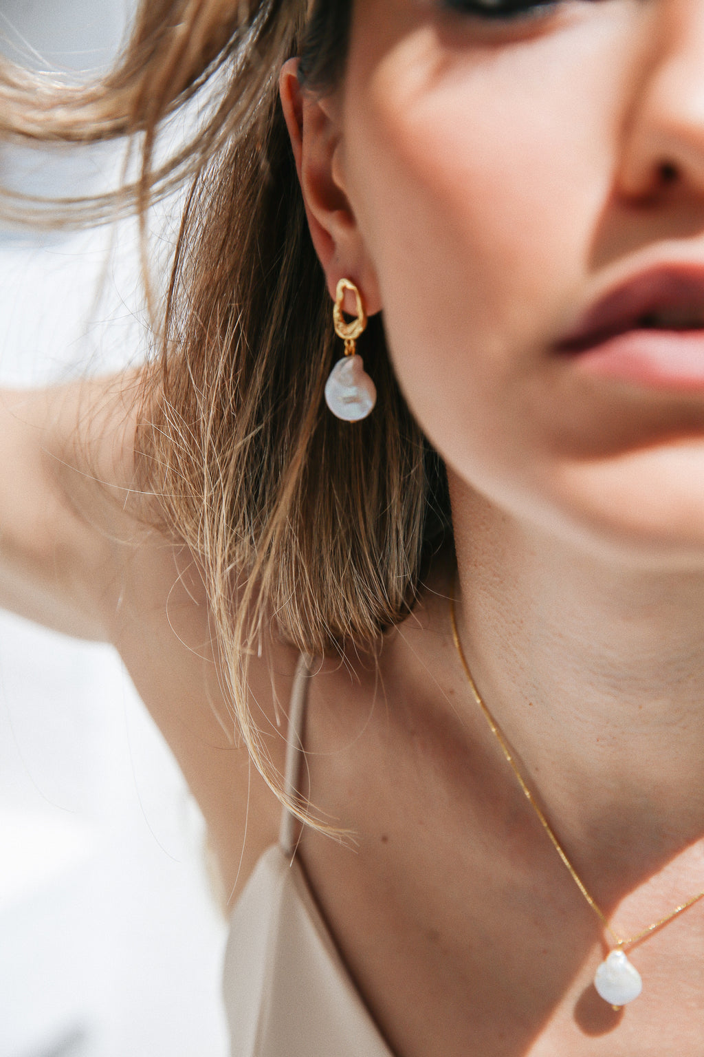 Pearl Earrings V189915