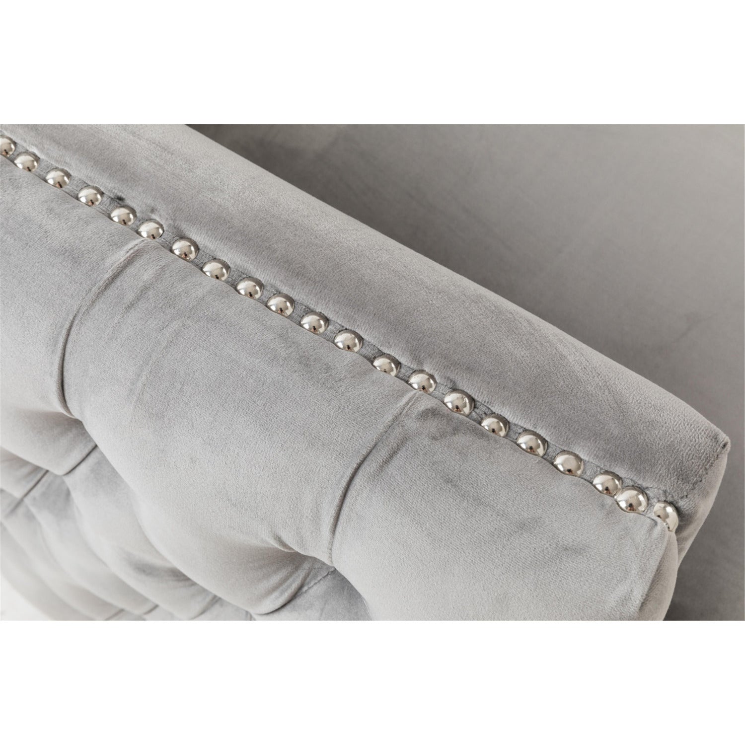 Gray Velvet Chair with 1 Pillow V593