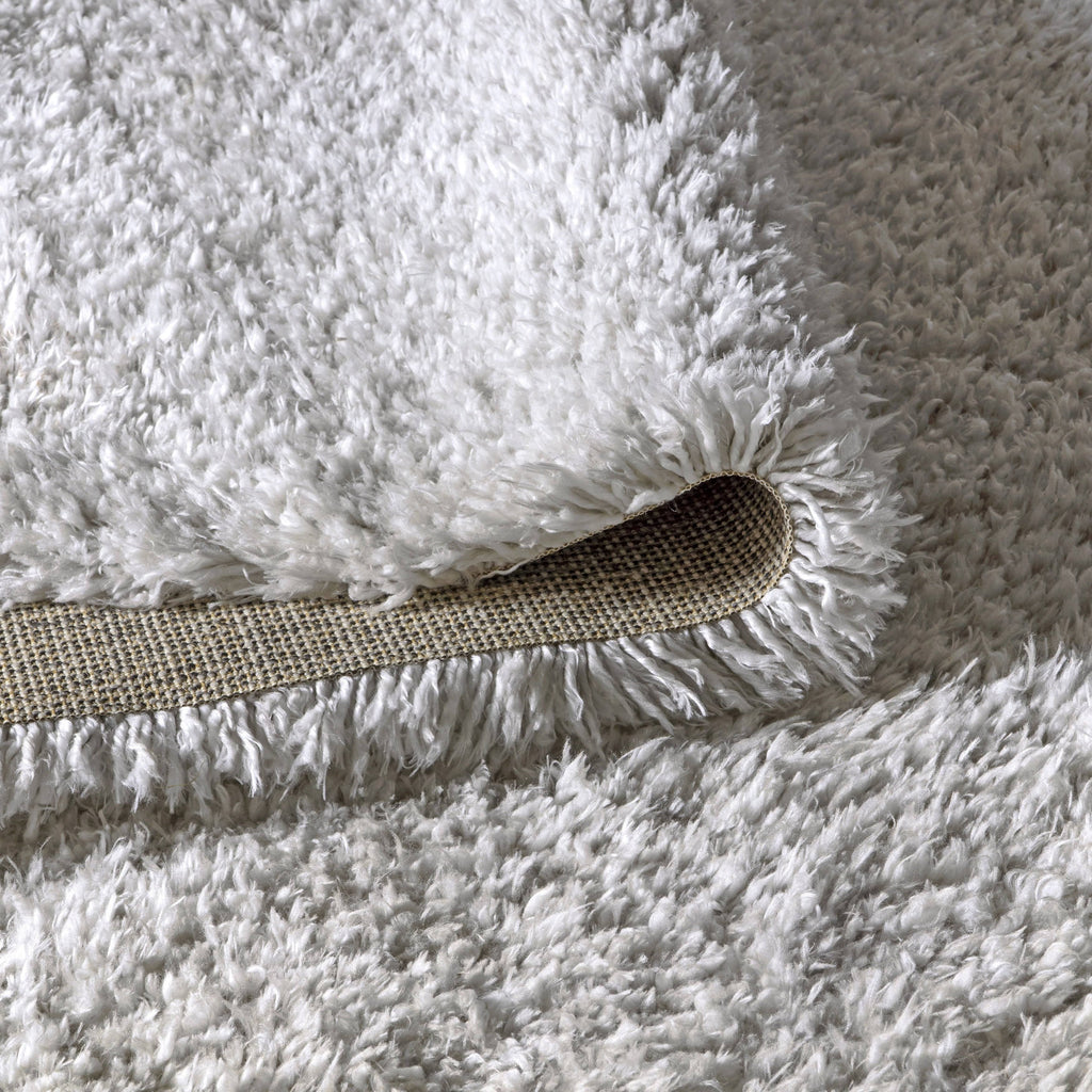 Gray Polyester Shag Runner K32115