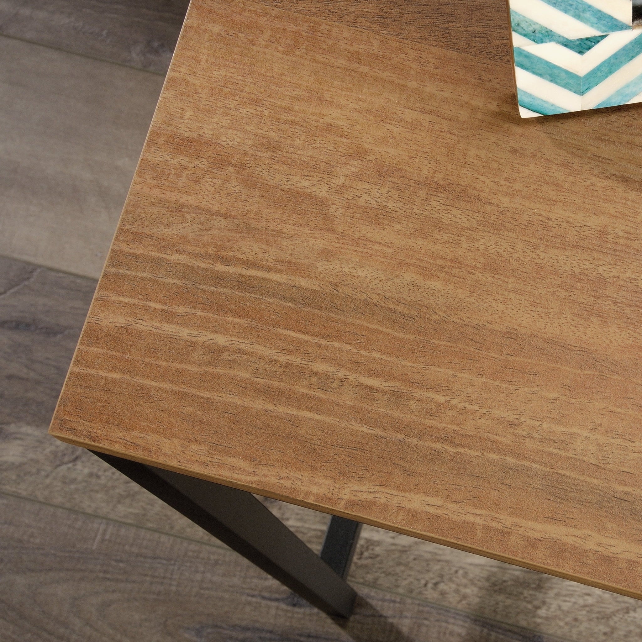Sofa Table R184782