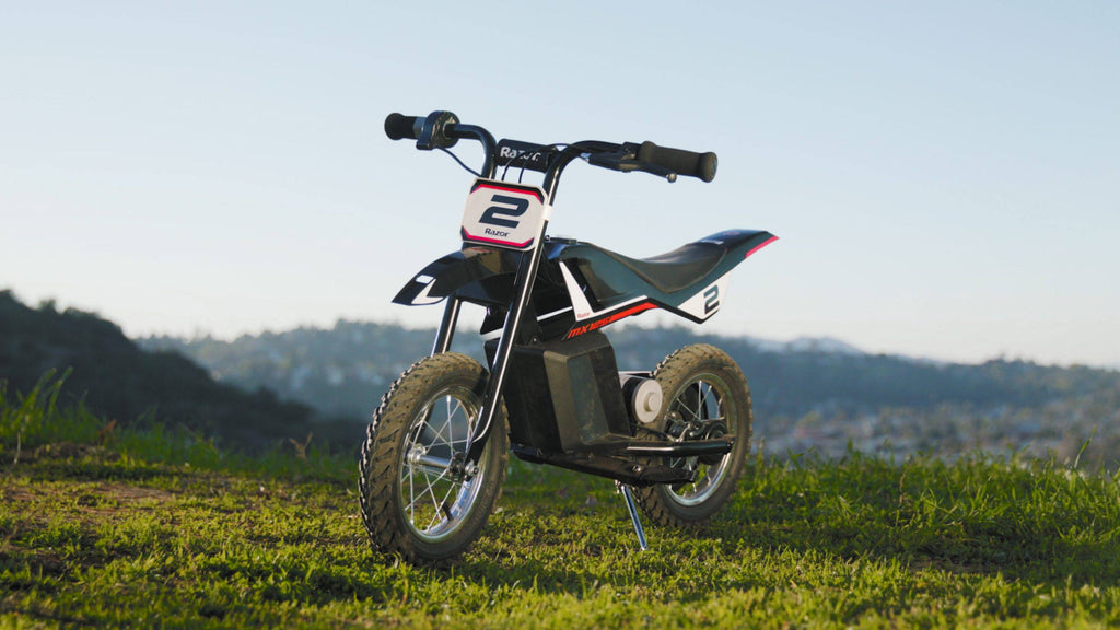 Razor Dirt Rocket MX125 Electric-Powered Ride on Dirt Bike G90285