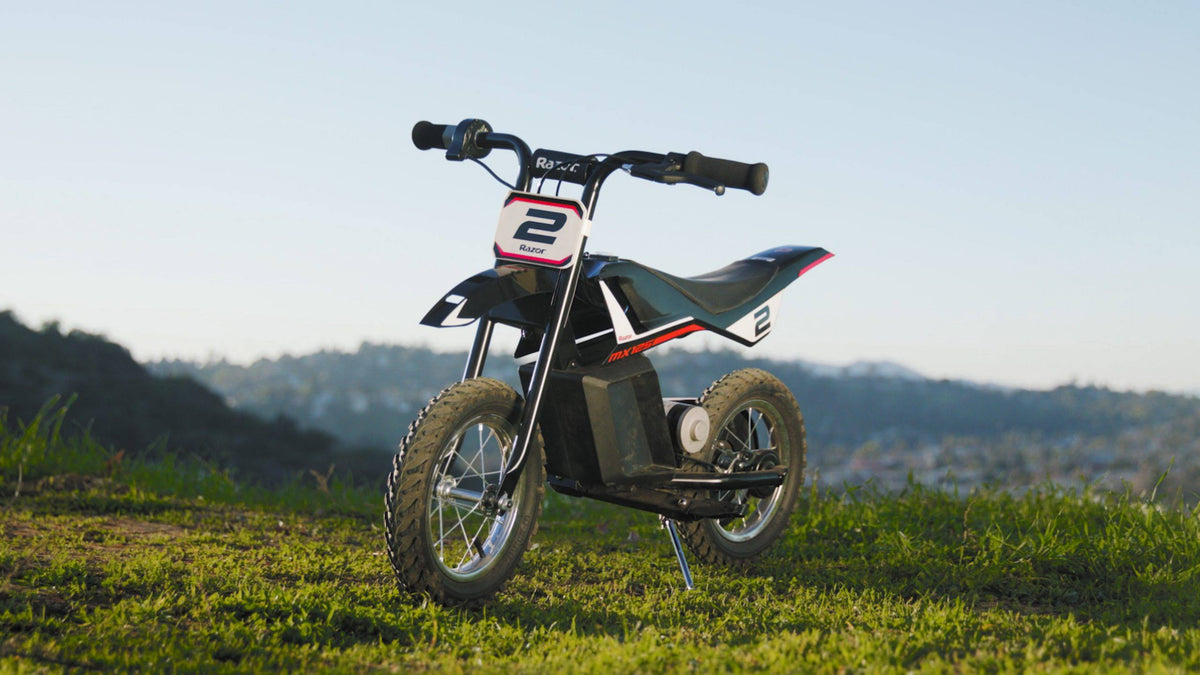 Razor Dirt Rocket MX125 Electric-Powered Ride on Dirt Bike G90285