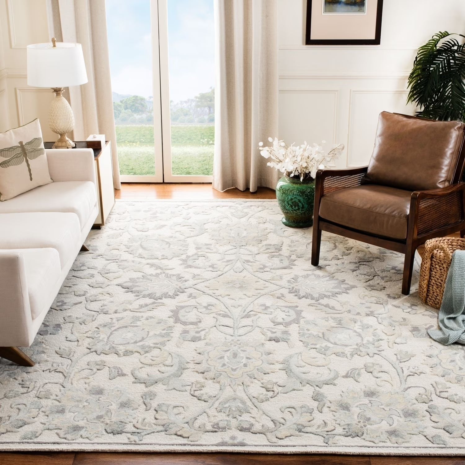 Ivory/Grey Floral Wool Area Rug W689