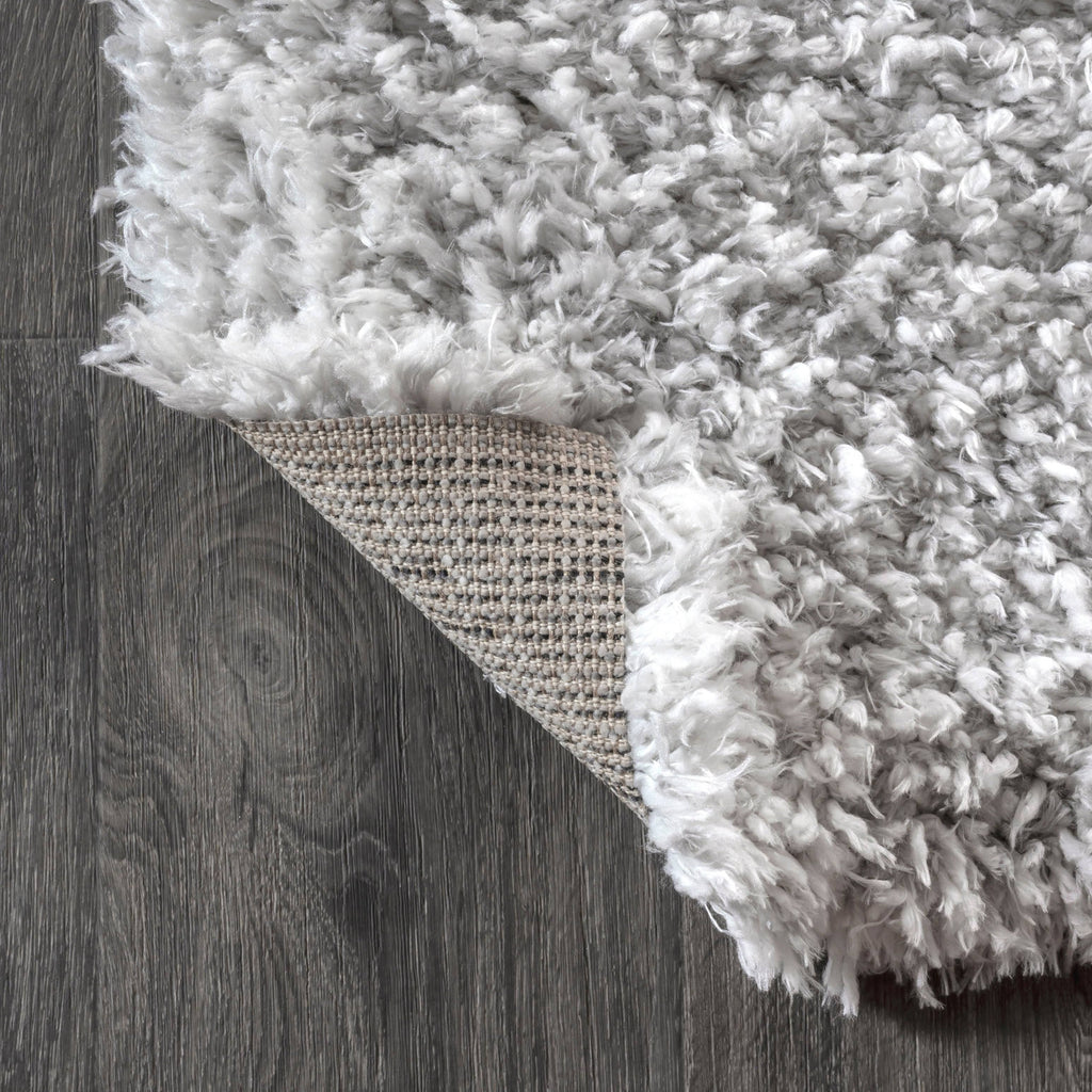Gray Polyester Shag Runner K32115