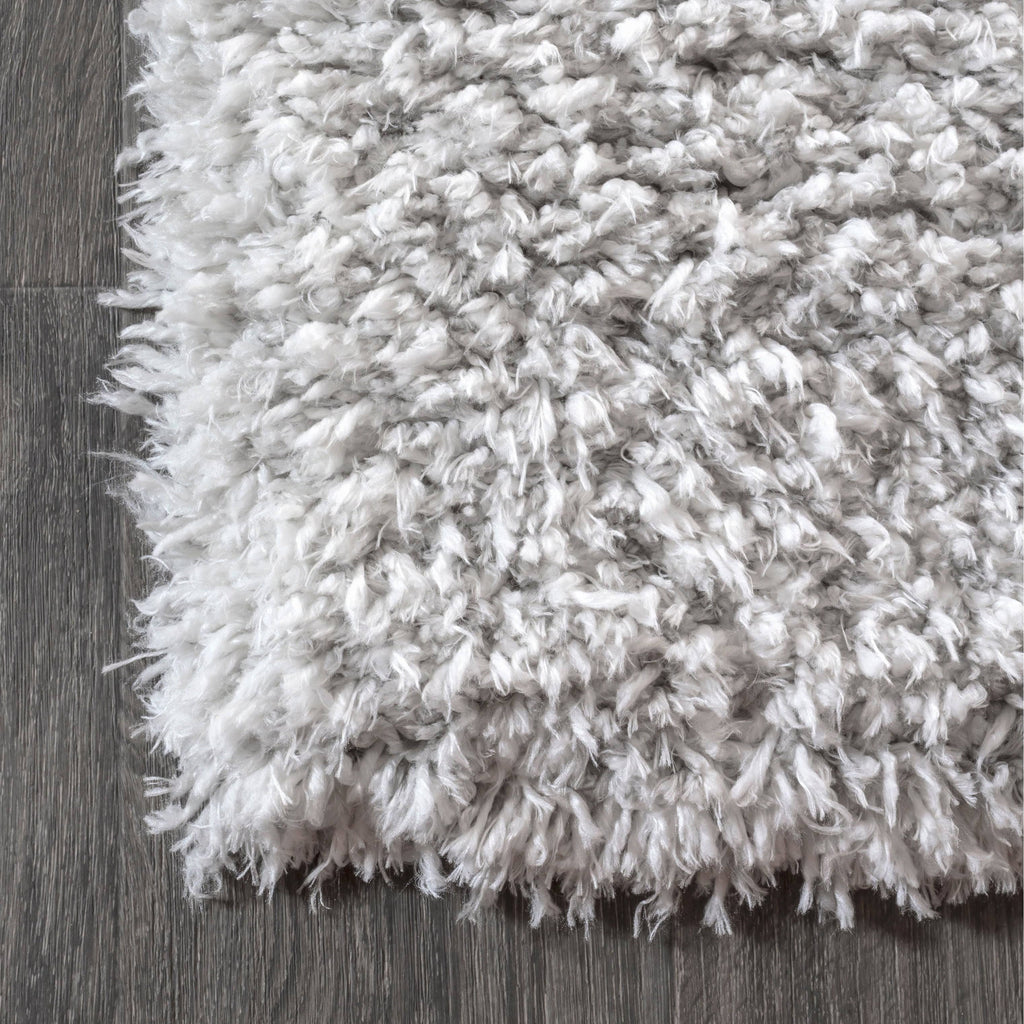 Gray Polyester Shag Runner K32115