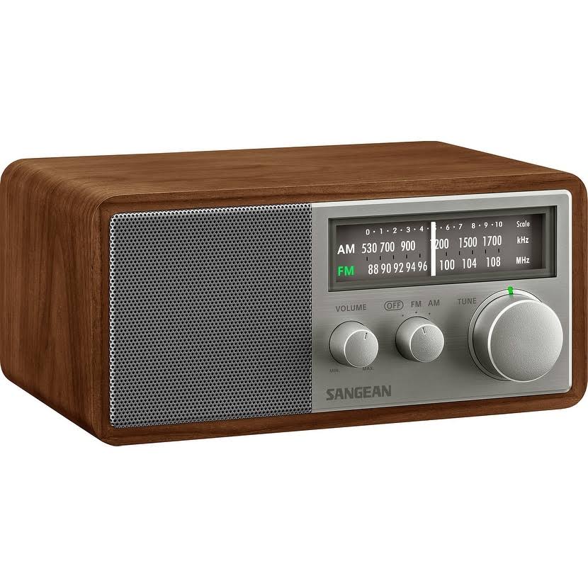 Wood Cabinet AM/FM Analog Radio N228199
