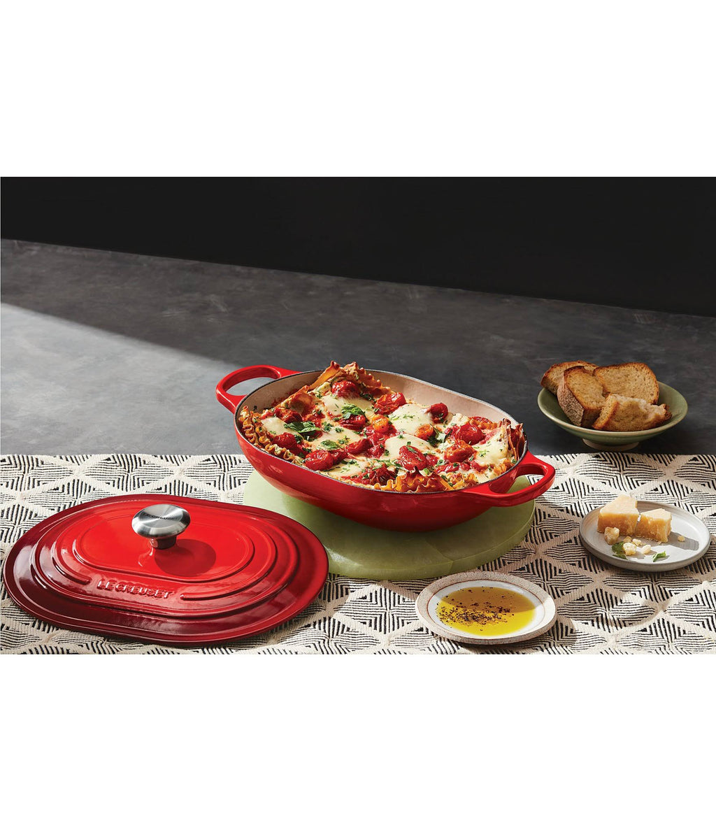 3.75 Qt. Oval Casserole V777887