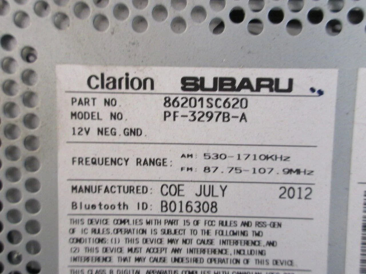 Pre-Owned Subaru Forester Radio Receiver Y64754