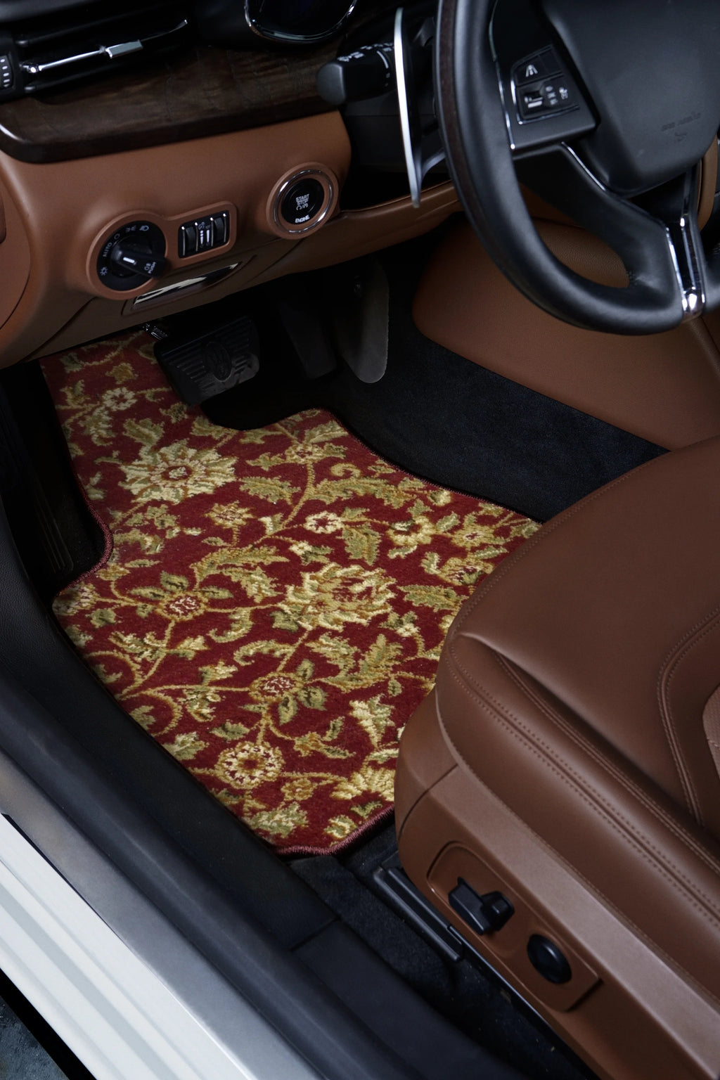Red Oriental Car Mats V9973
